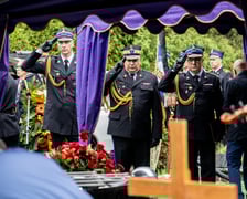 <p>Ostatnie pożegnanie Wojciecha Adamskiego, byłego wiceprezydenta Wrocławia. Uroczystość na cmentarzu Osobowickim. Wrocław, 24.04.2025</p>