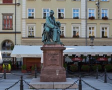 Pomnik Aleksandra Fredry we Wrocławiu