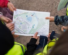 Gry terenowe na Pergoli dla przedszkolaków i uczniów szkół podstawowych w ramach akcji „Cały Wrocław czyta” - 07.05.2025