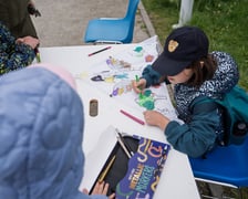 Gry terenowe na Pergoli dla przedszkolaków i uczniów szkół podstawowych w ramach akcji „Cały Wrocław czyta” - 07.05.2025