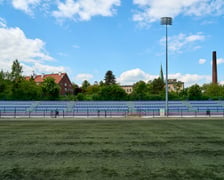 Wyremontowana trybuna na stadionie MCS "Sztabowa". Wrocław, 12.05.2025