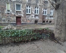 <p>Podw&oacute;rko na Ołbinie, między ulicami Rozbrat, Prusa, Sępa-Szarzyńskiego przed remontem</p>