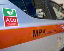 Konferencja prasowa dotycząca wyposażenia pojazdów MPK Wrocław w defibrylatory AED - 30.06.2025