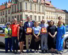 Konferencja prasowa dotycząca wyposażenia pojazdów MPK Wrocław w defibrylatory AED - 30.06.2025