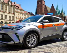 Konferencja prasowa dotycząca wyposażenia pojazdów MPK Wrocław w defibrylatory AED - 30.06.2025