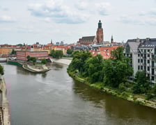 Panorama Wrocławia z Krupa Gallery znajdującej się na 8. piętrze budynku przy Księcia Witolda