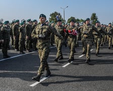 Wakacje z wojskiem i uroczystość wręczenia broni w 10  Wrocławskiej Brygadzie Łączności