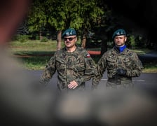 Wakacje z wojskiem i uroczystość wręczenia broni w 10  Wrocławskiej Brygadzie Łączności