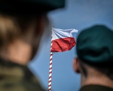 Wakacje z wojskiem i uroczystość wręczenia broni w 10  Wrocławskiej Brygadzie Łączności