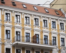 Wyremontowana kamienica Jedności Narodowej 153, 22 lipca 2025