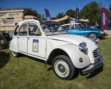 MotoClassic Wrocław w Zamku Topacz. Zdjęcie archiwalne