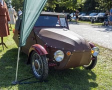 MotoClassic Wrocław w Zamku Topacz. Zdjęcie archiwalne