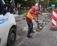 Remont chodników przy Bacciarellego, wrzesień 2025