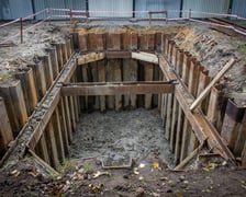 Postęp prac przy budowie kanalizacji na Kłokoczycach we Wrocławiu