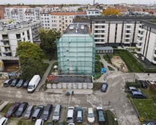 Prądzyńskiego 20a w trackie remontu elewacji, 24 października 2025