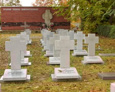 <p>Nowe miejsce pamięci na cmentarzu Osobowickim</p>