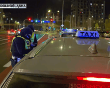 Kontrole taksówek na aplikacje we Wrocławiu.