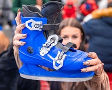 Andrzejki na lodowisku przy ul. Spiskiej we Wrocławiu