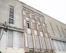 <p>Na zdjęciu obecny stan budynku przy ul. Hallera 15, w kt&oacute;rym mieściło się niegdyś Kino &bdquo;Lw&oacute;w&rdquo;</p>
