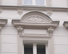 <p>Kamienica nr 21 przy ulicy Więckowskiego na Przedmieściu Oławskim już po remoncie i termomodernizacji</p>