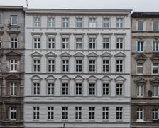 <p>Kamienica nr 21 przy ulicy Więckowskiego na Przedmieściu Oławskim już po remoncie i termomodernizacji</p>