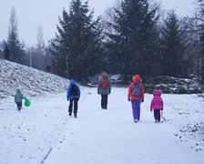 <p>Zimowe aktywności na G&oacute;rce Oporowskiej</p>