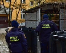 <p>Towarzyszyliśmy straży miejskiej podczas patrolu w mroźny dzień. Szukaliśmy os&oacute;b w kryzysie bezdomności zagrożonych wychłodzeniem</p>