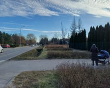 Odcinek brakującego chodnika przy ul. Kurpiów na Ołtaszynie