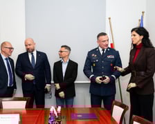 Podpisanie porozumienia  ws. budowy nowej komendy wojewódzkiej policji we Wrocławiu