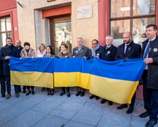 Dodatkowe miejsca noclegowe powstały m.in. w galerii BWA na Dworcu Głównym