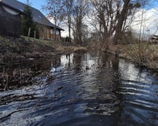 Akcja związana z przeszukiwaniem rzeki Młynówki w Kiełczówku pod Wrocławiem