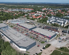 <p>Centrum handlowe N-Park Maślice, widok z drona</p>