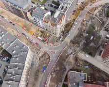 Przebudowa ulicy Dubois (na zdjęciu z 31 marca) to jeden z elementów budowy węzła przesiadkowego Drobnera-Dubois