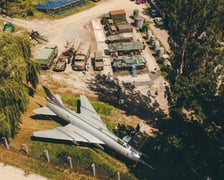 Społeczne Muzeum Militarne we Wrocławiu startuje z nowym sezonem 2026. Na zdjęciach ekspozycje Muzeum