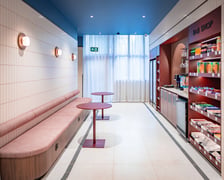 <p>Wnętrza hotelu B&amp;B Hotels Polska w budynku Banku Zachodniego WBK, a wcześniej dawnej Miejskiej Kasy Oszczędności (Rynek, Wrocław)</p>