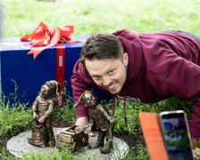 Nowe krasnale na skwerze przy ul. Wincentego