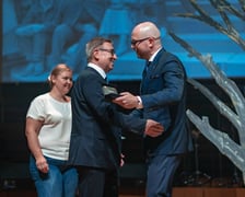 Muzyka, wolność i wyróżnienia dla działaczy Solidarności. Zasłużeni dla Polski odebrali medale „Ad Gloriam Urbis” - 1 czerwca 2026 r.