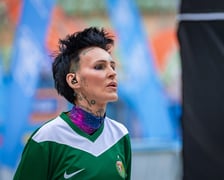 <p>Agnieszka Chylińska podczas koncertu na Tarczyński Arena</p>