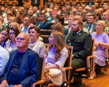 Uroczystość z okazji 80. lat krwiodawstwa i krwiolecznictwa na Dolnym Śląsku w Narodowym Forum Muzyki.