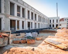 Budowa nowego Centrum Zdrowia Psychicznego dla Dzieci i Młodzieży przy ul. Koszarowej we Wrocławiu, 29 czerwca 2026 r.