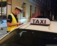 Nocna akcja na Dolnym Śląsku. Taksówki na aplikację na celowniku służb