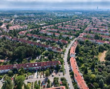 <p>Osiedla Biskupin-Sępolno-Dąbie-Bartoszowice, widok z drona. Lipiec 2026</p>