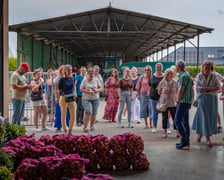 Farma Miejska Wrocław. Pierwsze tegoroczne zbiory trafiły do przedszkoli i żłobków
