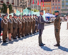 <p>Święto Wojska Polskiego w sobotę 15 sierpnia na wrocławskim Rynku</p>