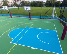 Przebudowane boisko i otoczenie przy Muchoborskim Centrum Sportu, wrzesień 2026