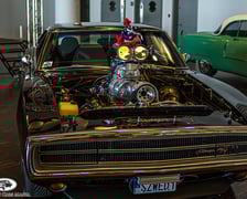 American Cars Mania Wrocław. Jakie auta na esplanadzie stadionu?