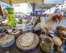 Na targu staroci we Wrocławiu, w ten weekend, można znaleźć wiele pięknych rzeczy...