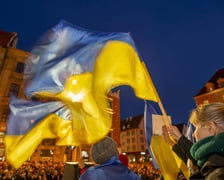 24 luty 2022, Rosja zaatakowała Ukrainę. Manifestacja wsparcia dla Ukrainy na wrocławskim Rynku.