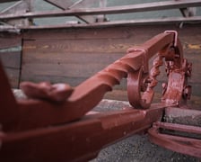 <p>Na zdjęciu: Remontowany obecnie most Zwierzyniecki, gdzie znaleziono sporo ciekawych niespodzianek.</p>