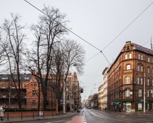 <p>Na zdjęciu: sprzedana przez miasto kamienica przy. ul. Poniatowskiego 6</p>